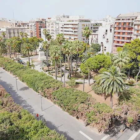 & Premium - Centro - Stazione Πανσιόν 3*