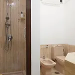 & Premium - Centro - Stazione Konukevi Bari