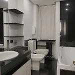 Konukevi & Premium - Centro - Stazione 3*