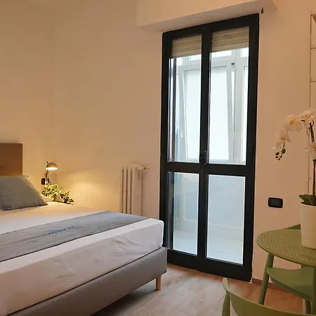 & Premium - Centro - Stazione بيت ضيافة 3*