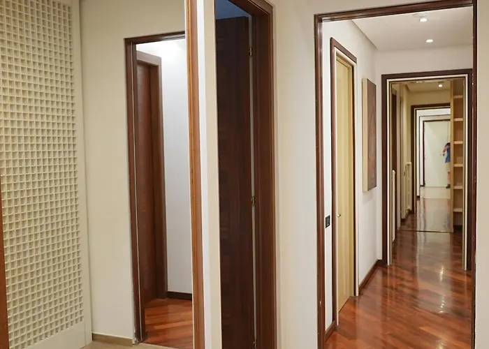 & Premium - Centro - Stazione Bari