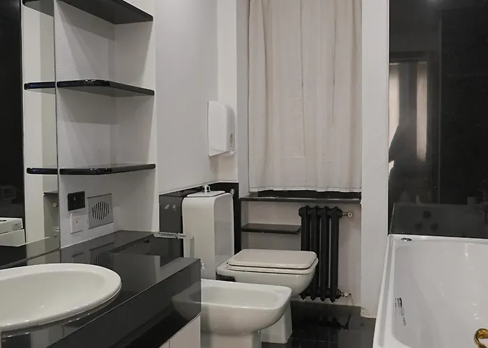 Guest house & Premium - Centro - Stazione 3*